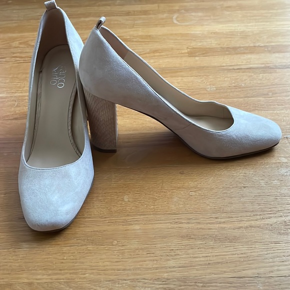 COPY - FRANCO SARTO velvet heels - Picture 3 of 3